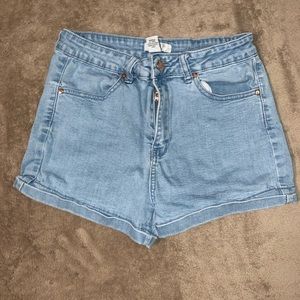 Forever21 High Waisted Shorts- Great with tights for Fall!